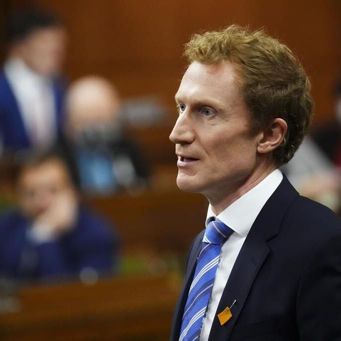 Ottawa spending $2M for international commission to offer advice on unmarked graves